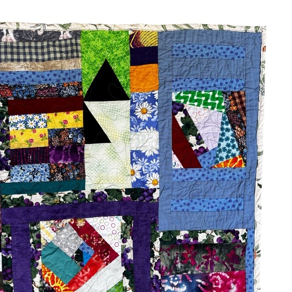 Handmade Quilt wall Hanging Small Lap or Baby size 40” x 30” - Picture 5 of 6